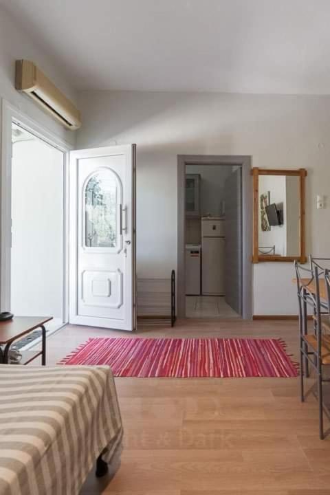 Mougkrasstudio Apartment Skala Rachoni  Ngoại thất bức ảnh