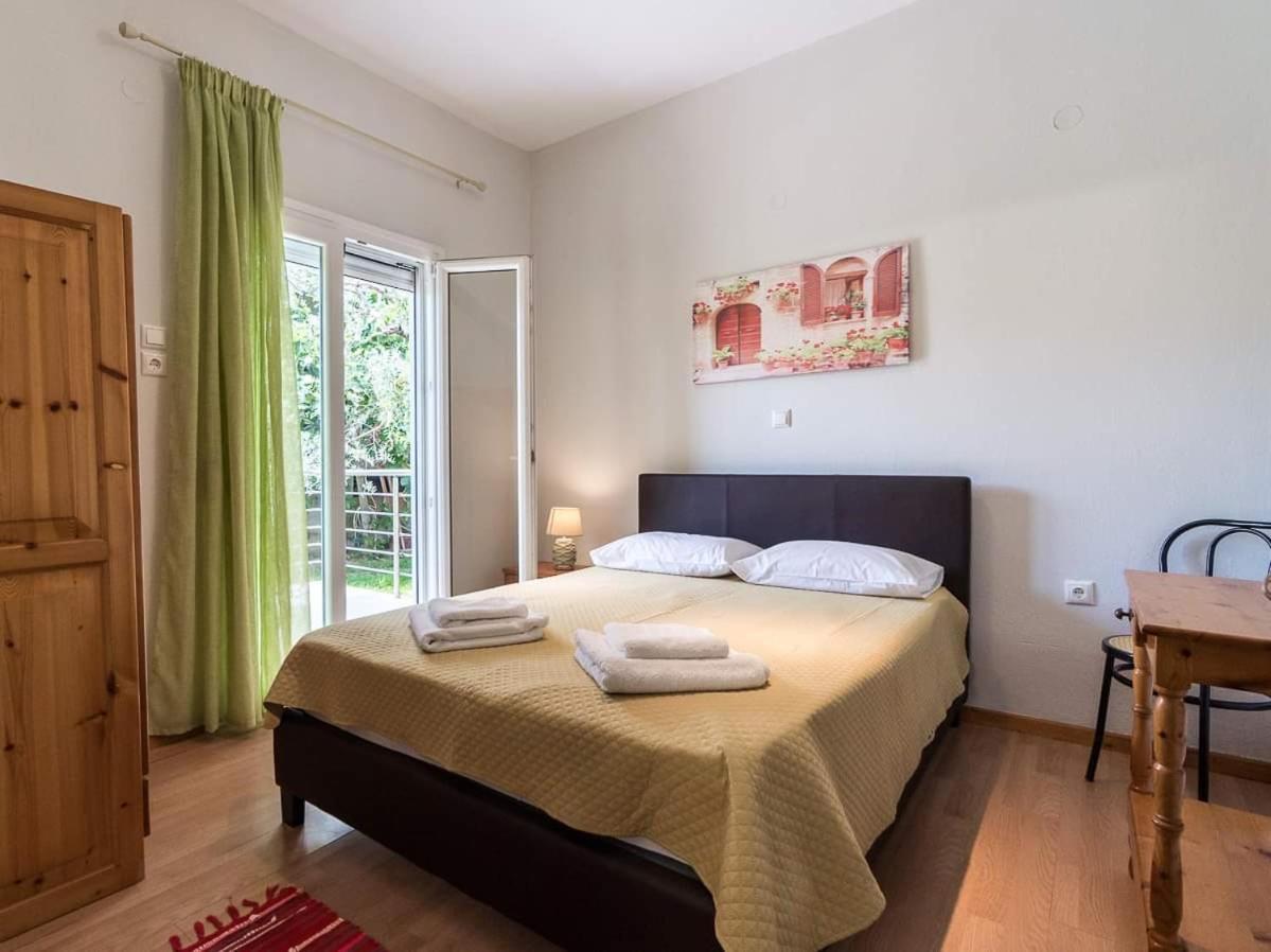 Mougkrasstudio Apartment Skala Rachoni  Ngoại thất bức ảnh
