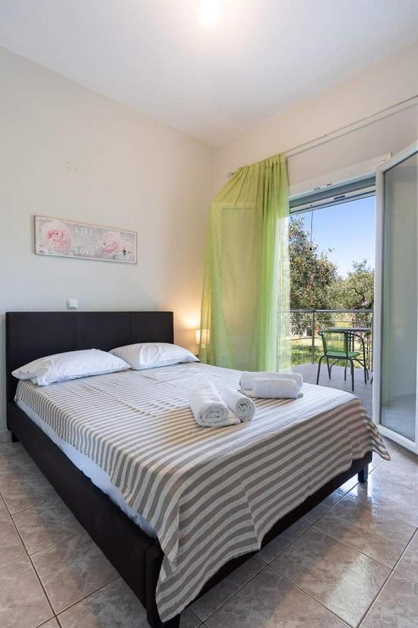 Mougkrasstudio Apartment Skala Rachoni  Ngoại thất bức ảnh